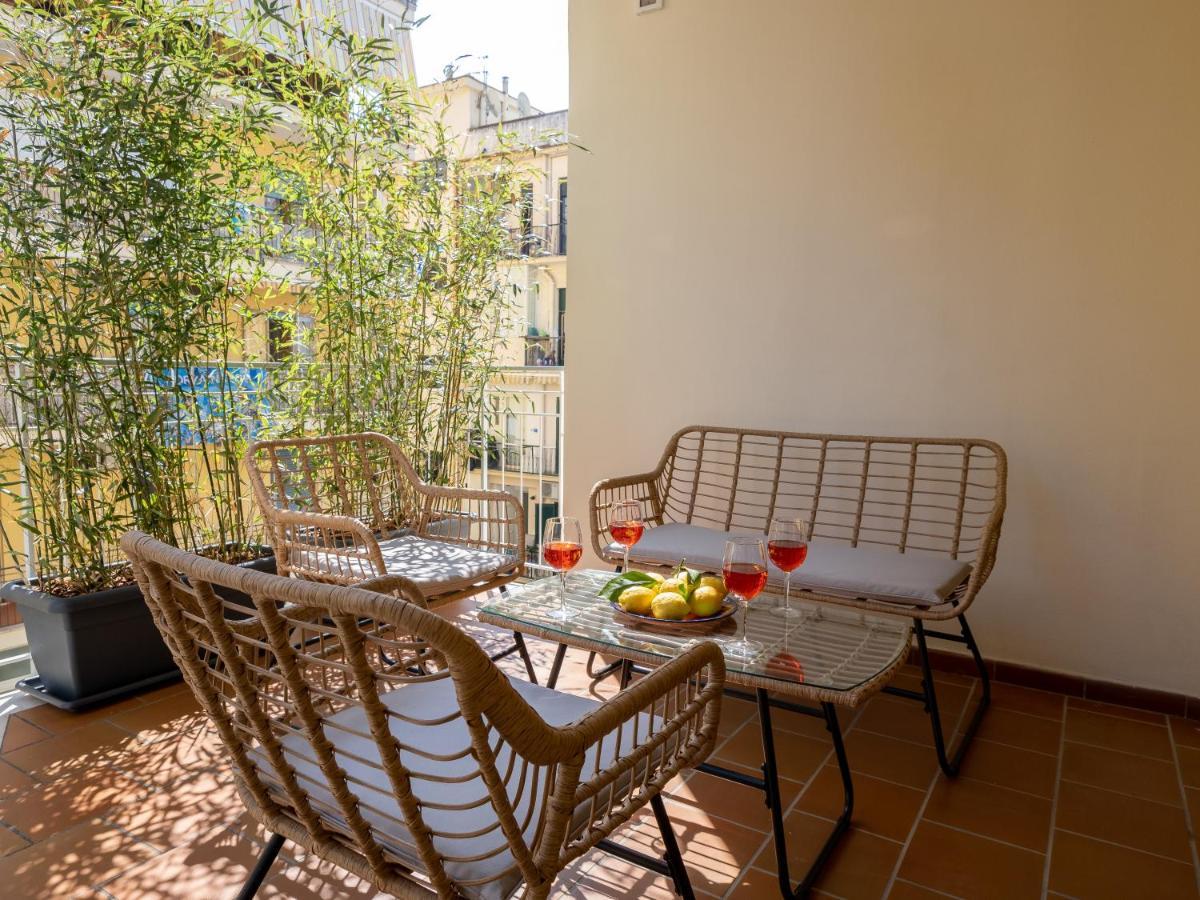 Surya House - Elegant Apartment In Sorrento Exterior photo